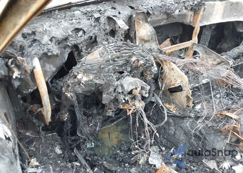 1993 Chevrolet Corvette z USA, uszkodzony, nr VIN 1G1YY33P1P5103178